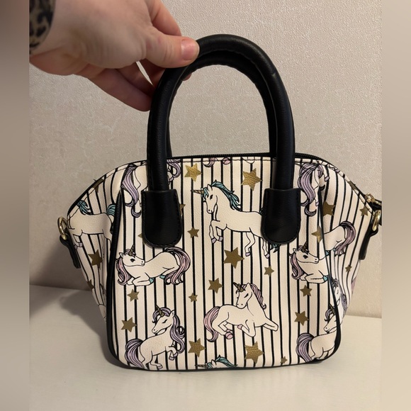 Luv by Betsy Johnson handbag (missing shoulder strap) EUC Clean inside and out - Picture 3 of 6